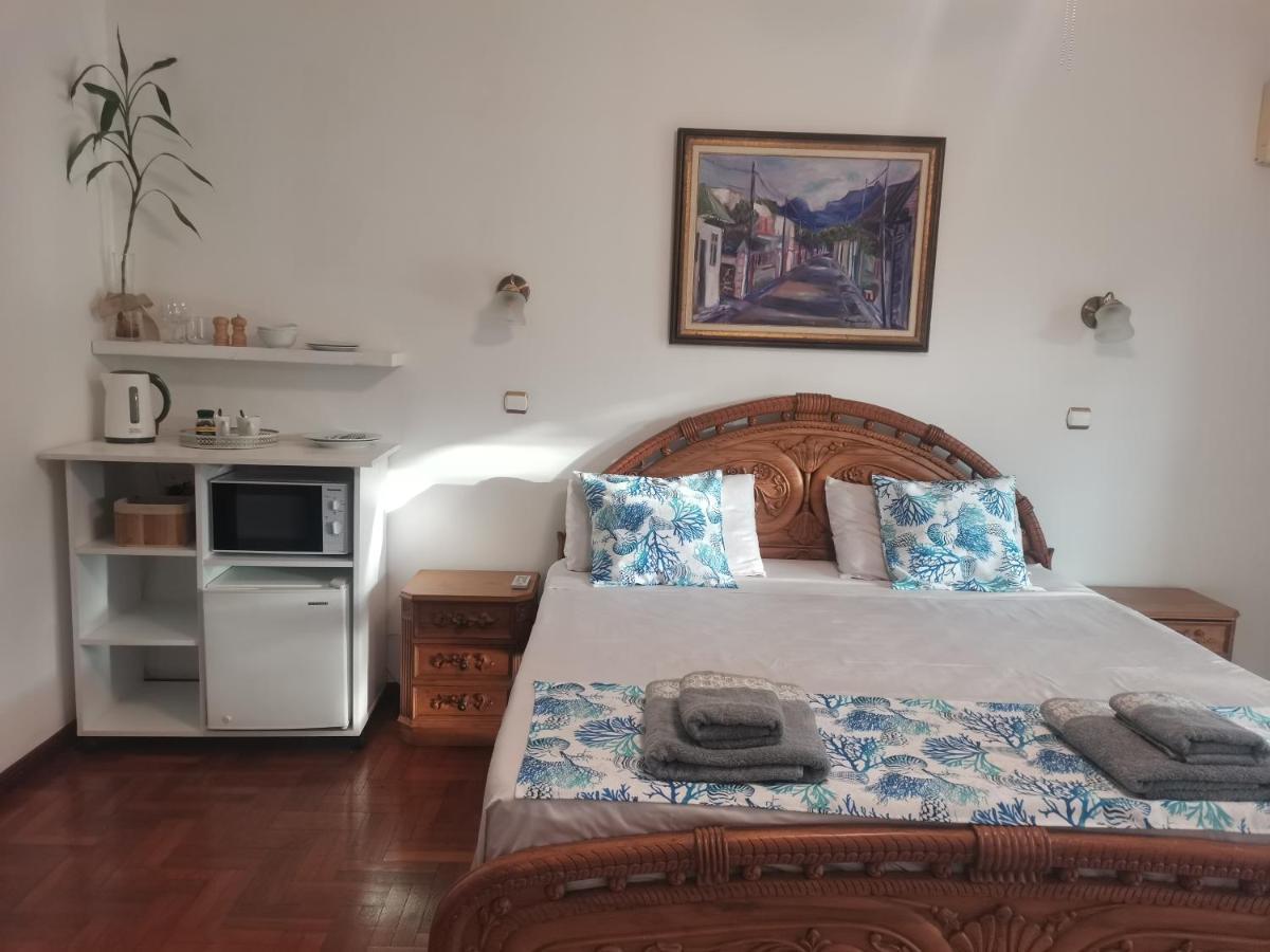 Artists House Apartment Riviere Noire Ngoại thất bức ảnh