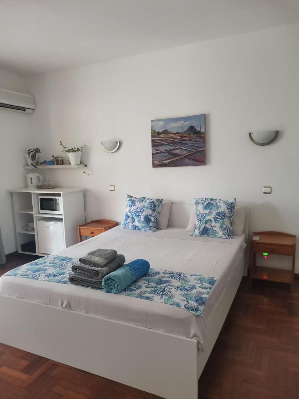 Artists House Apartment Riviere Noire Ngoại thất bức ảnh